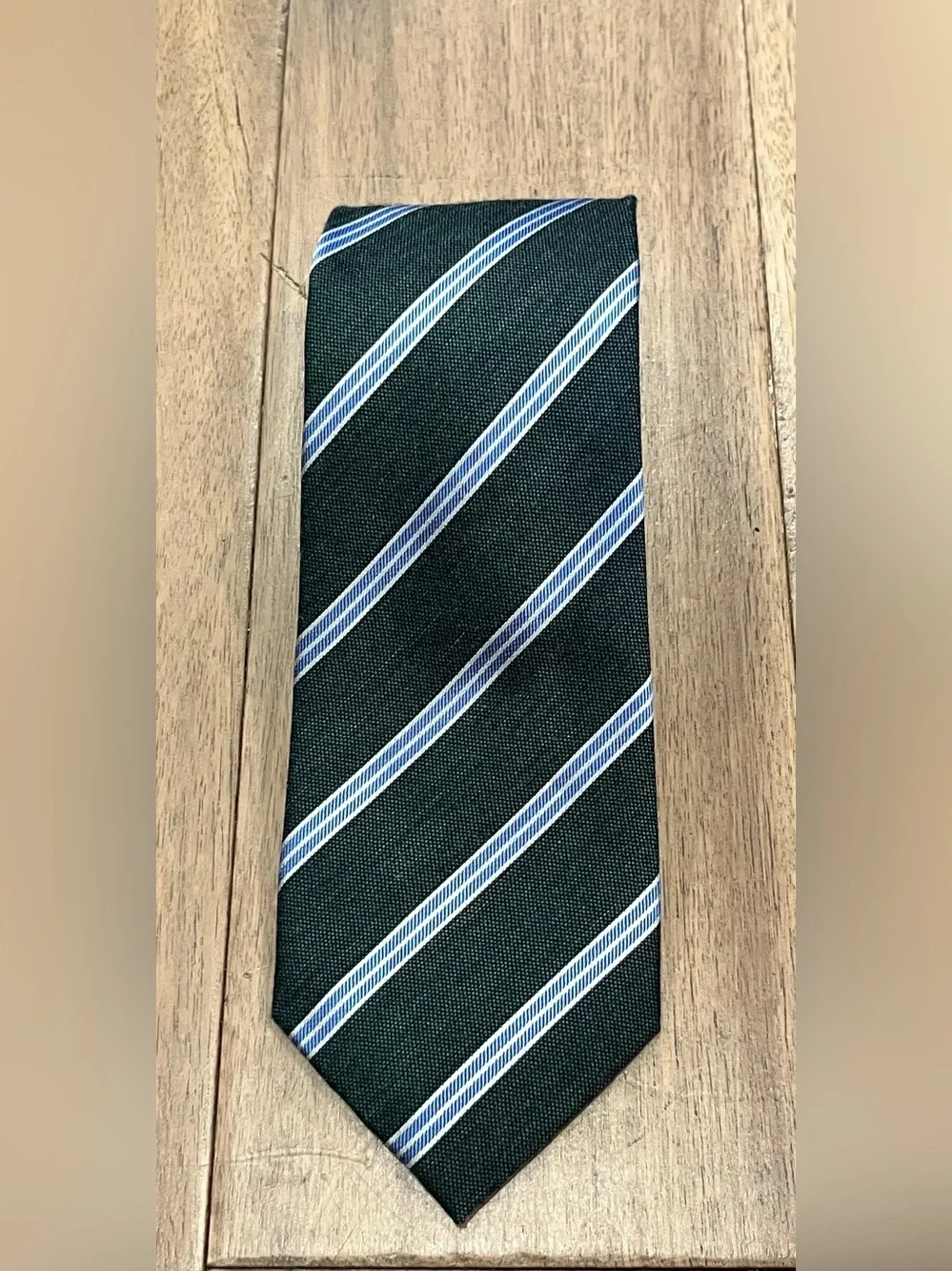 Men's Striped Tie - Classic Business Style